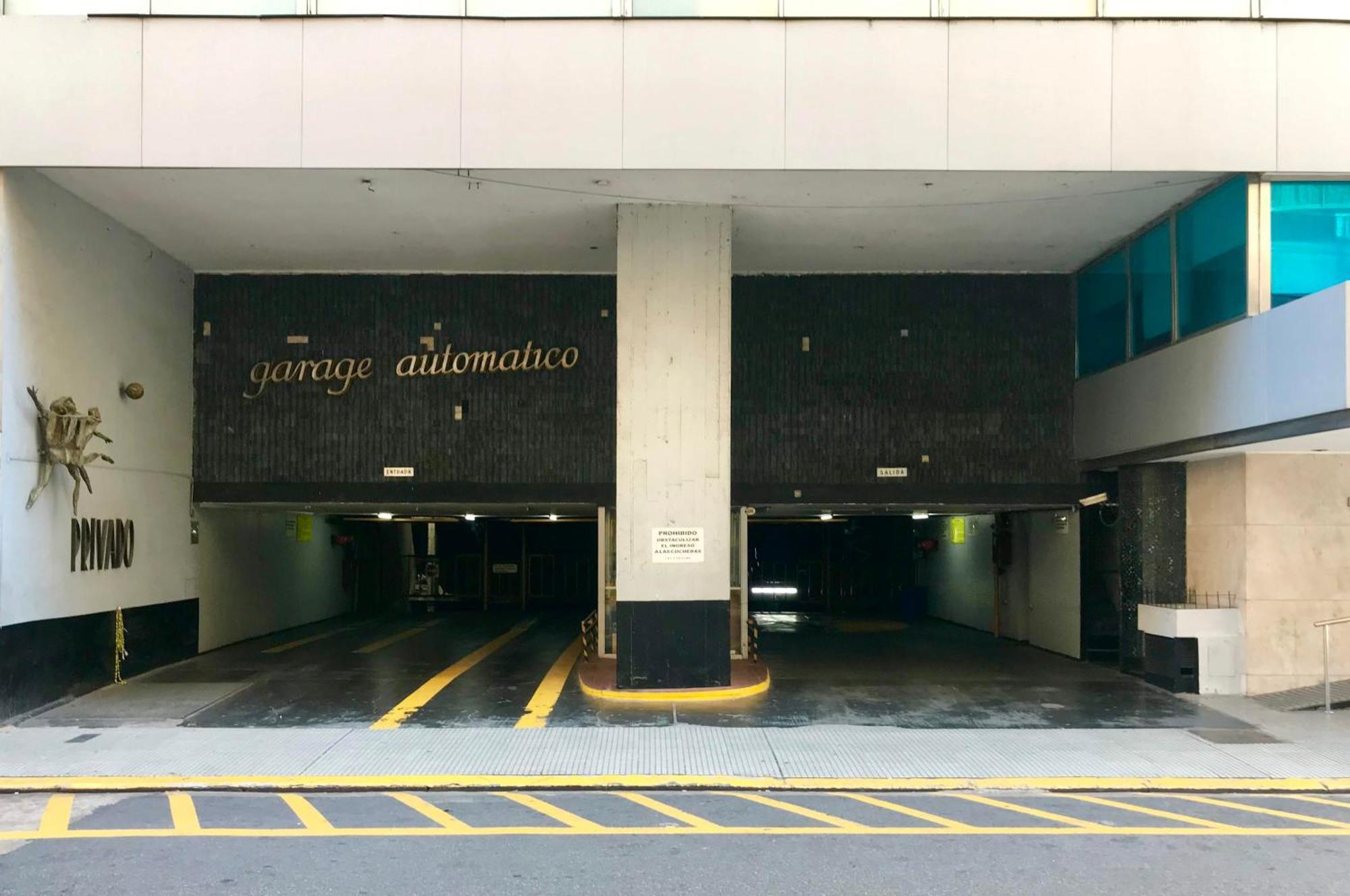 Estilo Y Comodidad En Av Corrientes, Departamento Con Estacionamiento Para Autos Buenos Aires Exterior photo